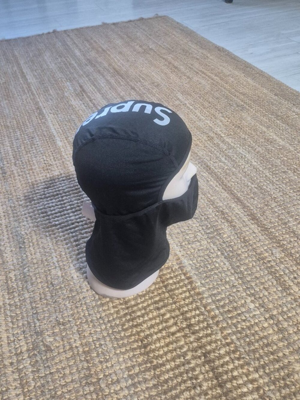 NWT Supreme Balaclava Ski Mask Heat Reactive Black